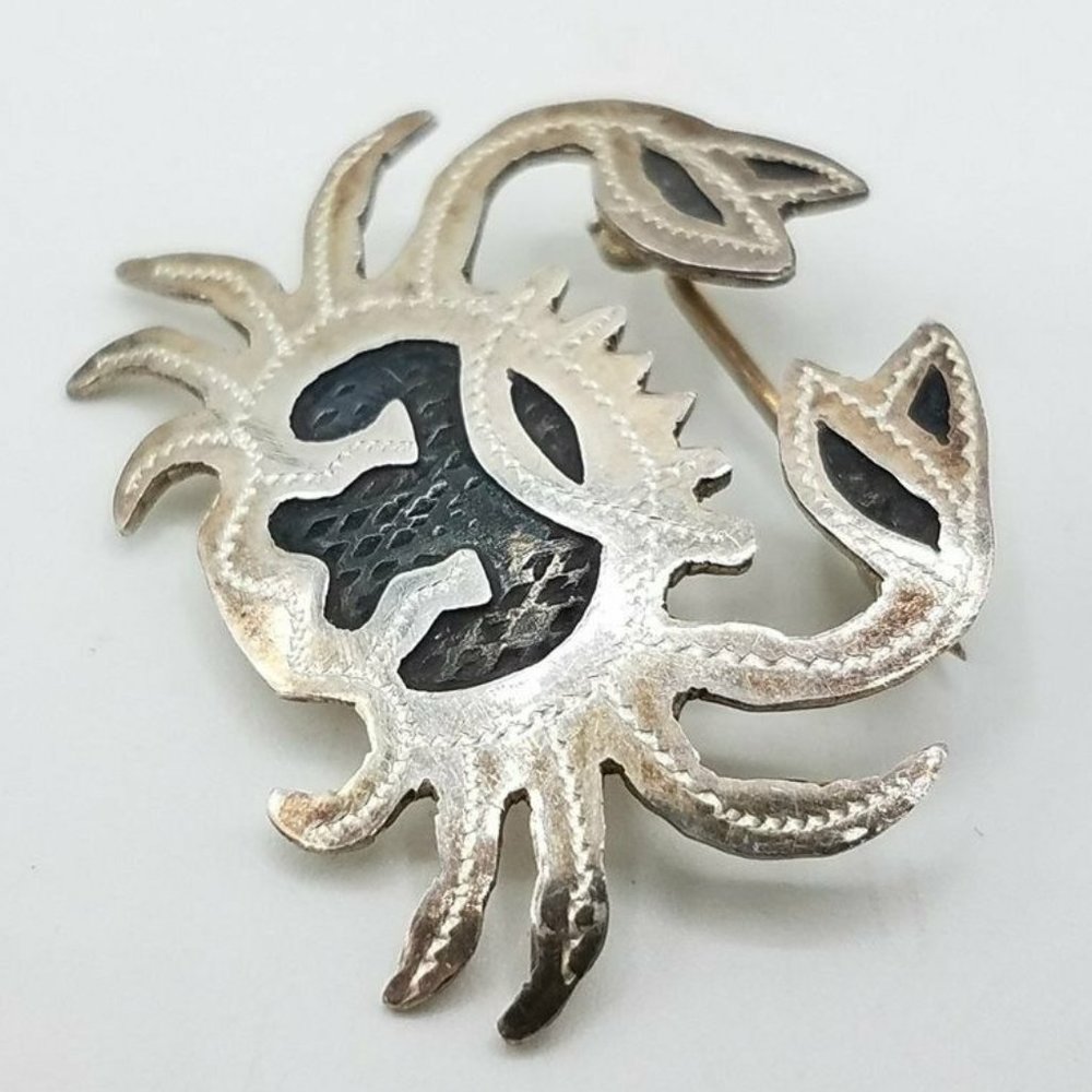 925 Sterling Silver Enamel Textured Crab brooch Pin jewelry
